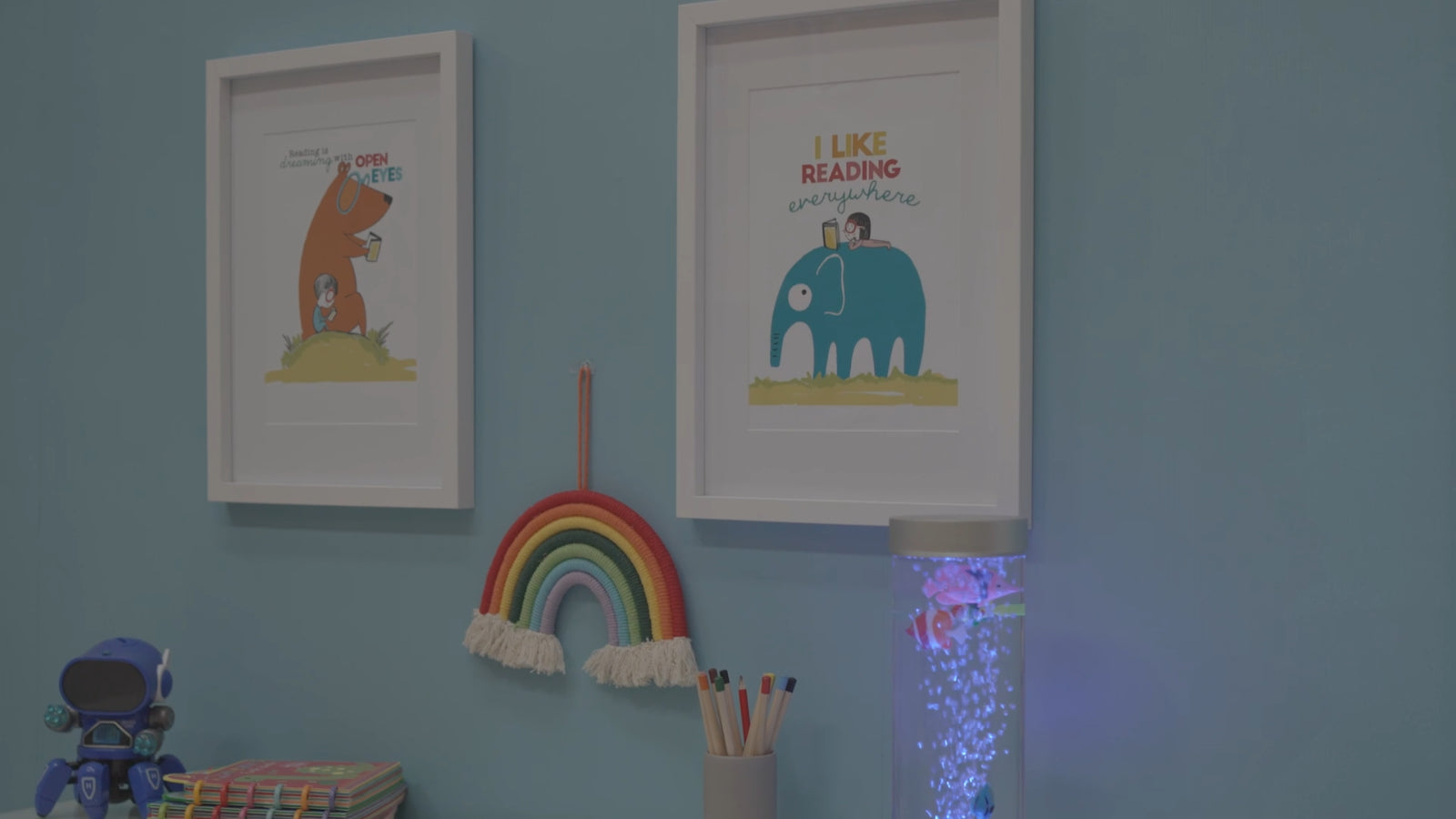 32Cm LED Bubble Lamp Colour Changing Novelty Light Fish Water Tube Sensory Light